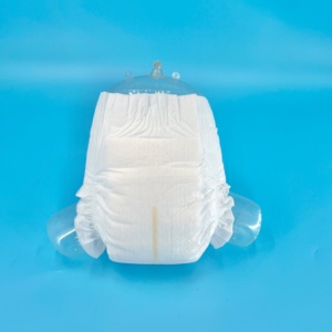 Couches jetables super douces et adorables pour bébés, respirantes, marque OEM, respectueuses de la peau, avec couche absorbante suspendue, haute absorption - Product Image 3