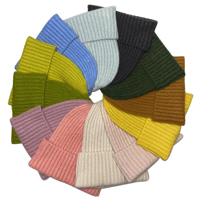 Low MOQ Custom Slouchy Beanie Manufacturers All Over Print Jacquard Fold Cuffless Winter Knit Hat With Logo