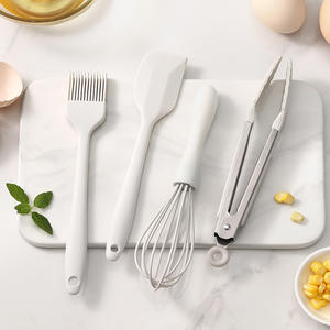 Utensilios de Cocina LM, Juego de 4 Piezas, Espátula de Silicona de Grado Alimenticio, Brocha para Aceite, Batidor, Pinza para Alimentos, para Repostería - Product Image 1