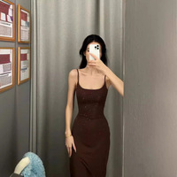 Robe longue moulante élégante et chic de style américain pour l'automne, ornée de strass, avec jupe longue moulante sexy pour les occasions mondaines