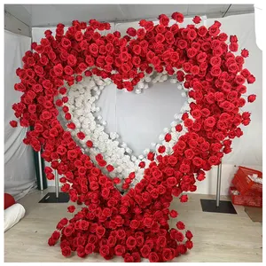 Rosa rossa bianca fiori per la decorazione di nozze Giant romantico a forma di cuore con sfondo di fiori