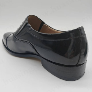 <span class=keywords><strong>GR</strong></span>,Shining หนังเม็ดเต็มรูปแบบสวมใส่ง่ายรองเท้าของผู้ชายยางสองสี outsole กับเล็บเหล็ก HSA084รองเท้าสำนักงานสิทธิบัตร - Product Image 6