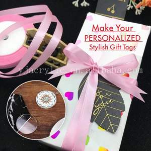 Venta caliente llavero de plástico personalizado Anime encanto amuleto portátil lindo Kawaii acrílico llavero Mini <span class=keywords><strong>brillo</strong></span> dibujos animados espejo encanto - Product Image 2