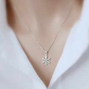 Collana con Ciondolo a Fiocco di Neve Natalizio per Donne, Catena da Clavicola per le Festività, Gioielli alla Moda - Product Image 2