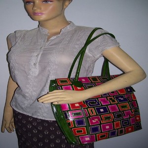 Sacs à main et pochettes en cuir colorés pour femmes, design de créateur, fermeture éclair 7 pouces, usage quotidien - Product Image 4