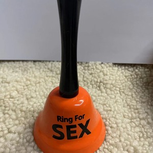 Bell Hand Bar Counter Service Call Bell Regalo de mordaza divertido para parejas Juguete romántico divertido para <span class=keywords><strong>el</strong></span> adorno del hogar Campanas de una sola fiesta - Product Image 6