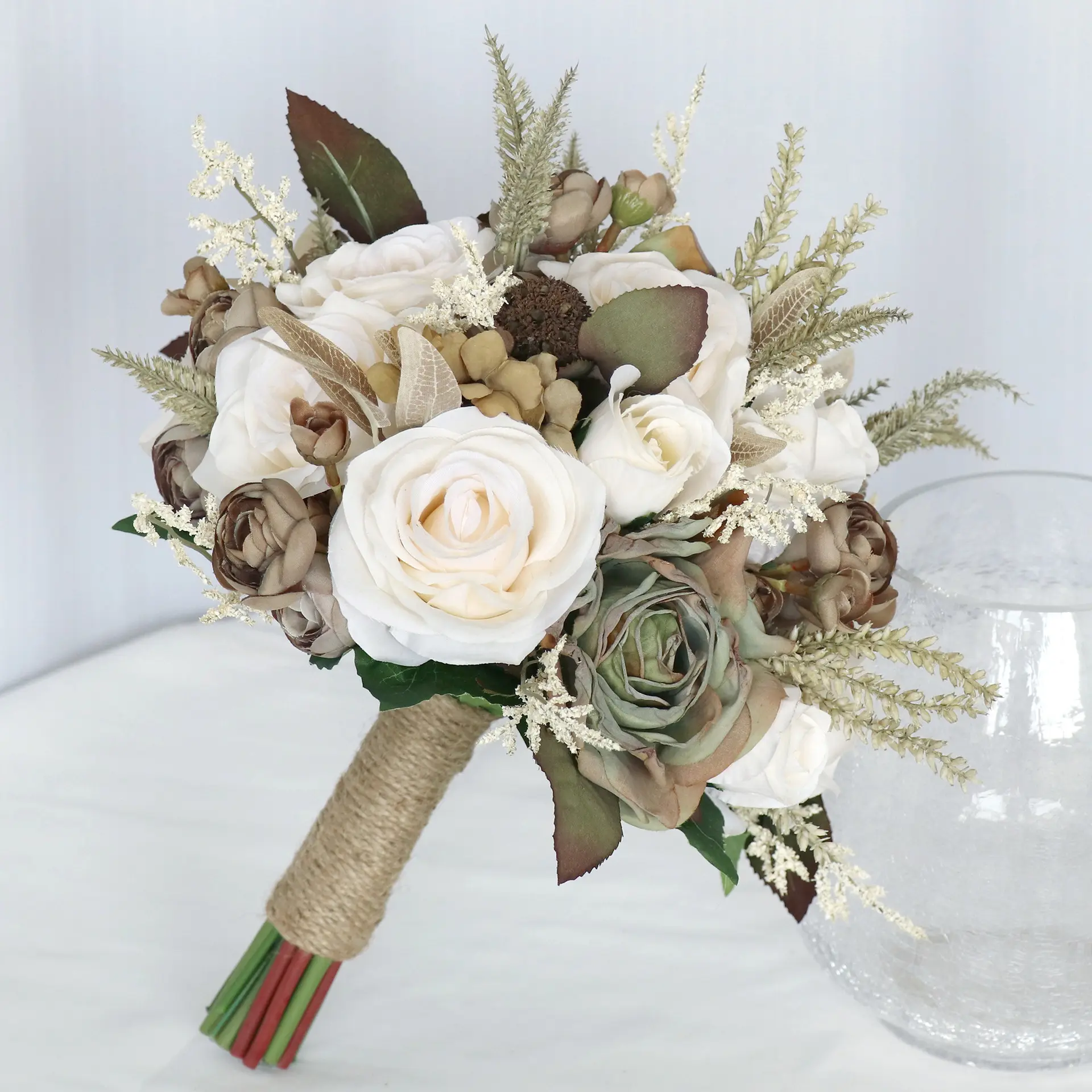 V1016 थोक रेशम मटर गुलाब कृत्रिम फूल सजावटी घर शादी की सजावट के लिए कृत्रिम फूल गुलदस्ता