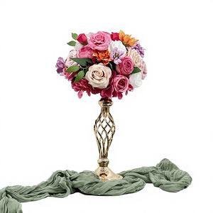 DKB Centro de Mesa de Flores Artificiales de Seda, Estilo Victoriano, Moderno y de Lujo, para Decoración de Mesa Baja en Bodas, Día de la Madre y Navidad, 30 cm - Product Image 1