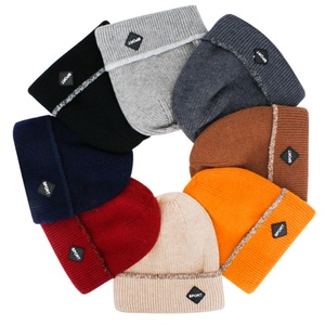 Nouveau bonnet en acrylique écologique, chaud et épais, en polaire et laine, luxueux et moelleux, pour filles et femmes, style Gorras, tricoté - Product Image 1