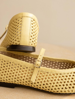 Chaussures plates élégantes en maille de haute qualité pour femmes, ballerines à enfiler, chaussures plates à bout rond en raphia pour l'été
