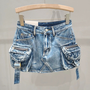 Mini-<span class=keywords><strong>jupe</strong></span> cargo asymétrique en denim délavé et teint, respirante, style motard, pour femme, fabriquée sur mesure - Product Image 1