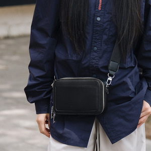 Sac bandoulière unisexe en cuir PU végétalien, petit format, personnalisable avec logo, idéal pour la vie quotidienne - Nouvelle collection - Product Image 6