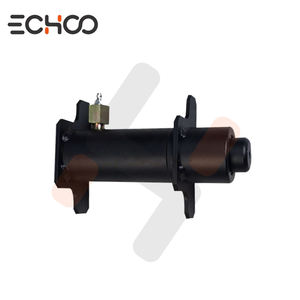 กระบอกปรับความตึงสายพานสำหรับรถขุดขนาดเล็ก Takeuchi TB125 อะไหล่ช่วงล่าง - Product Image 3