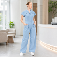 Combinaison médicale pour femme à revers crantés, manches courtes, plissée, jambes larges, avec logo personnalisé