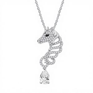 Collier tendance avec pendentif tête de cheval en alliage plaqué rhodium et cristaux |   <span class=keywords><strong>Bijoux</strong></span> équestres en zircon pavé avec pendentif en forme de poire, cadeau pour femme - Product Image 1