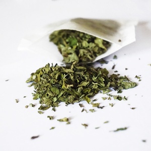 YHC15-2 mới catnip lá catnip bột 2g3g5g túi trà mèo Đồ chơi nhồi bông mèo đồ ăn nhẹ - Product Image 3