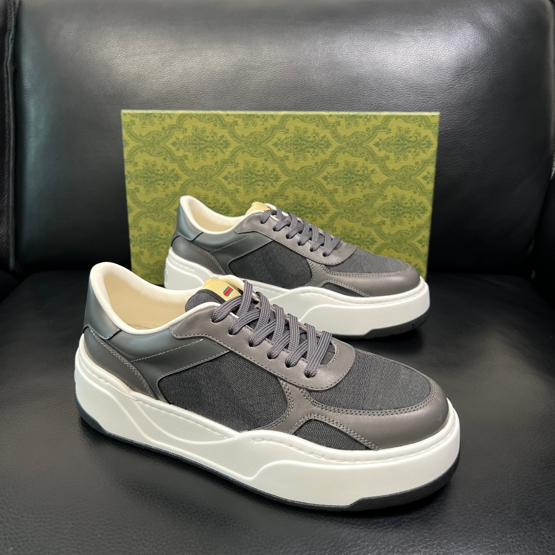 โกลเด้น