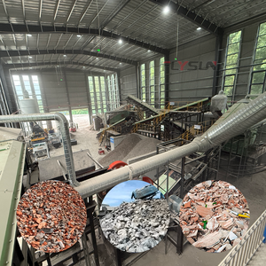 Équipement de criblage, de concassage et de fabrication de briques à partir d'agrégats recyclés issus de déchets de construction - Product Image 1