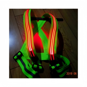 Gilet <span class=keywords><strong>de</strong></span> sécurité LED clignotant à double <span class=keywords><strong>fibre</strong></span> haute luminosité avec adapté aux activités commerciales: équipage <span class=keywords><strong>de</strong></span> concert, <span class=keywords><strong>conducteur</strong></span> <span class=keywords><strong>de</strong></span> parking - Product Image 3