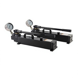 Pompe manuelle ultra haute pression VHP-1500 1500 bar, équivalente à ENERPAC pour manchon d'expansion hydraulique - Product Image 1