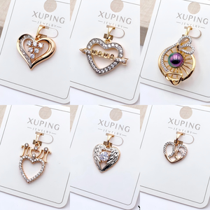 Colección de Colgantes de Corazón con Circonita Cúbica Chapados en Oro de 18K XUPING, Dijes con Forma de Amor Surtidos al por Mayor para Collares de Mujer - Product Image 4