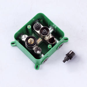 Polished Brass Thermostatic Shower Faucet with Hot & Cold Mixing Valve Concealed Switch for Solar Water Heater - Product Image 2