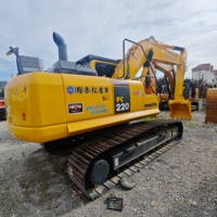 Promotion : Excavatrice sur chenilles d'occasion Komatsu PC220 de 22 tonnes, fabriquée au Japon, modèles PC220-8, PC220-7, avec moteur, en excellent état