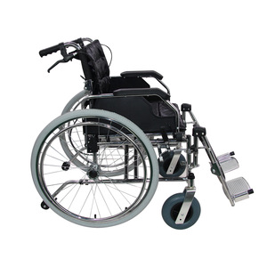 Fauteuil roulant manuel Hiroka Yasu HJK-W951AC-56 pliable avec accoudoirs réglables pour personnes âgées et handicapées - Product Image 1