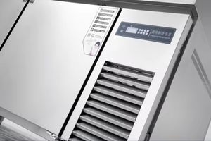 <span class=keywords><strong>Meilleure</strong></span> vente Refroidisseur sous le comptoir Réfrigérateur à salade <span class=keywords><strong>de</strong></span> très grande capacité <span class=keywords><strong>Congélateur</strong></span> neuf 2 portes pour la cuisine <span class=keywords><strong>de</strong></span> restaurant - Product Image 3