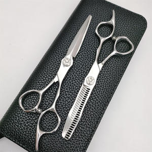 Tijeras de peluquería CNC de acero inoxidable VG10, tijeras de entresacar SR 6 con mango largo y tijeras planas para uso en barberías y salones de belleza. - Product Image 4