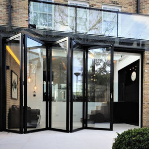 Porte pliante en <span class=keywords><strong>accordéon</strong></span> en aluminium noir de style industriel moderne 60x80 Portes en verre de patio à glissière française Utilisation intérieure et extérieure Villas - Product Image 6