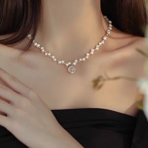 Collier en perles d'eau douce naturelles Portrait de Reine 2025 pour femmes, chaîne de clavicule de luxe haut de gamme, cadeau haut de gamme - Product Image 1