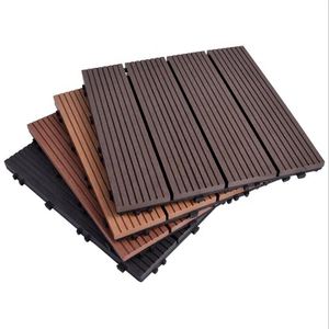 Piastrelle Composite WPC Impermeabili a Incastro Stile Moderno per Pavimentazione Esterna Patio Design Spazzolato in Legno Plastica - Product Image 5