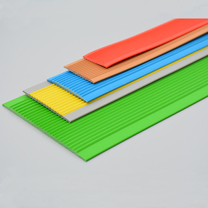 Couverture antidérapante moderne de marche en caoutchouc de nez d'<span class=keywords><strong>escalier</strong></span> de <span class=keywords><strong>vinyle</strong></span> pour des escaliers - Product Image 1