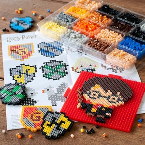 Perler 80-54345 Kit de Cuentas Fusibles para Niños y Adultos, Incluye 19 Patrones, Plástico Multicolor, 4503 Piezas - Product Image 5
