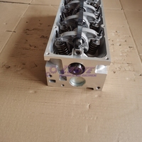 K7m/K7J Motor Kompletter Zylinderkopf für Renault 1.6L 7701475893