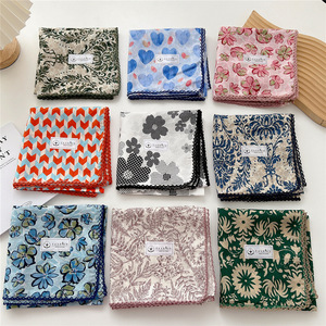 Fazzoletto da donna alla moda copricapo con decorazione floreale foulard da donna in cotone con fazzoletto da collo a fiore sciarpa quadrata - Product Image 3