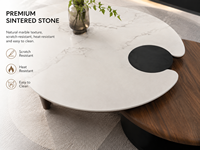 Table basse moderne de luxe en pierre frittée avec plateau en bois et base ronde en métal, fabricant de meubles sur mesure pour salon