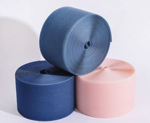 Bande auto-agrippante douce 100% nylon, taille personnalisée en usine et 280 couleurs pour vêtements, tissu auto-agrippant doux de qualité supérieure - Product Image 3