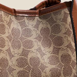 Bolso de Mano Casual Vintage Exclusivo para Damas. Hecho de material PU, adecuado para diversas ocasiones, incluyendo uso diario y al aire libre. - Product Image 6