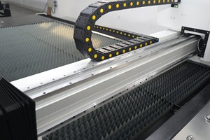 NOUVEAU 2022 Machine de découpe laser fibre métallique 1000W 1500W LF3015E Pro pour aluminium, carbone et acier inoxydable - Product Image 3