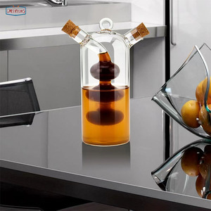 Distributeur d'<span class=keywords><strong>huile</strong></span> <span class=keywords><strong>en</strong></span> verre personnalisé à double chambre <span class=keywords><strong>Bouteille</strong></span> d'<span class=keywords><strong>huile</strong></span> Cruet Kitchen <span class=keywords><strong>2</strong></span> <span class=keywords><strong>en</strong></span> <span class=keywords><strong>1</strong></span> Distributeur de support d'<span class=keywords><strong>huile</strong></span> <span class=keywords><strong>et</strong></span> de <span class=keywords><strong>vinaigre</strong></span> - Product Image 3