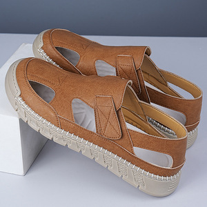 Sandales en cuir pour hommes, fermeture Velcro, respirantes, à semelle souple, à enfiler, chaussures de conduite, marron, taille 40 - Product Image 4