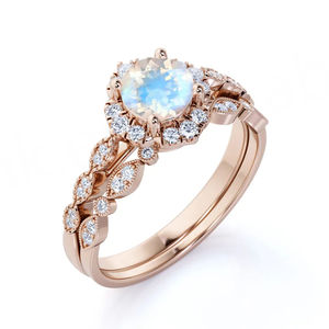 Anillo de Plata de Ley 925 con Piedra Lunar Azul Natural, Diseño de Joyería con Piedra Lunar, Anillo de Compromiso - Product Image 2