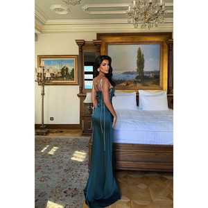 Robe de soirée verte pour femme, coupe empire chic, col rond et fente haute, ornée de paillettes, disponible du XS au XL, idéale pour les fêtes (fournisseur ODM) - Product Image 1