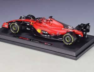Modelo de Auto de Carreras de Fórmula <span class=keywords><strong>1</strong></span> SF23#16 #55 de 2023 de Alta Calidad a <span class=keywords><strong>Escala</strong></span> <span class=keywords><strong>1</strong></span>:<span class=keywords><strong>18</strong></span>, Juguete de Aleación con Casco para Decoración - Product Image 4