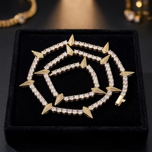 Collier en zircone cubique le plus vendu, élégant et étincelant, bijoux de mode pour femmes, adapté pour les mariages, les fiançailles et les fêtes - Product Image 4