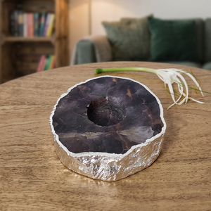 Porte-bougie artisanal en tranche de fluorite bleue, pierre précieuse naturelle avec bordure argentée, pour la guérison des chakras, inspiré du Reiki, décoration d'intérieur - Product Image 1