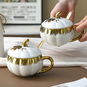 Tasses en céramique créatives et de haute qualité en forme de citrouille avec couvercles et cuillères, idéales pour la maison et le bureau – Vente en gros - Product Image 4