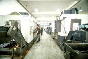 Pinza de freno de fábrica OEM de alta calidad, pinza de freno de alta calidad para FORD <span class=keywords><strong>Mazda</strong></span> para Volvo, modelo nuevo 1223706 1324305 1365653 - Product Image 4